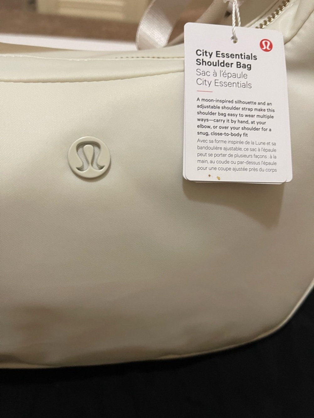 Lululemon City Essentials Shoulder Bag 4 L Ivory/Gold NWT